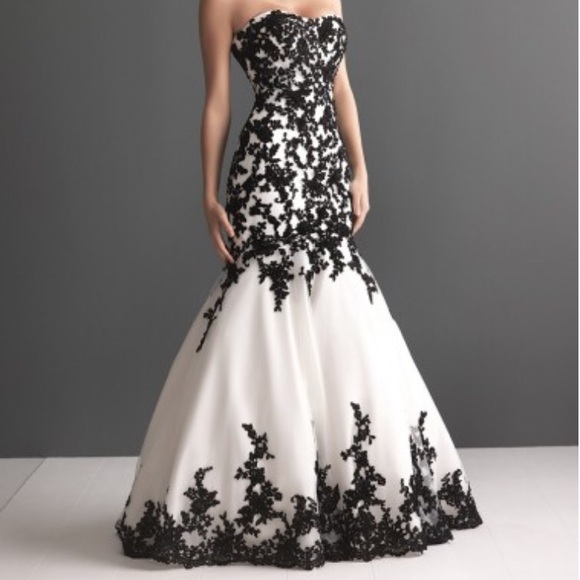 NWT Allure Romance Wedding Dress - Picture 8 of 8